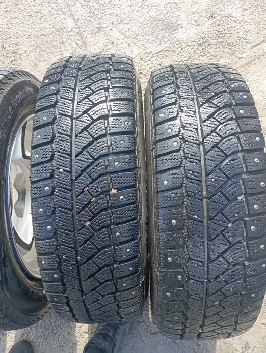 Продам Резину на 15