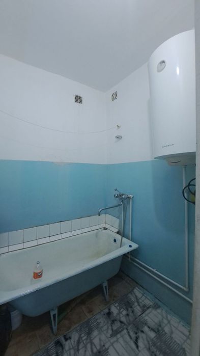 Чирчик ш. Навоий Детский больница кирпичный 1х/2/4 28 м² душевой