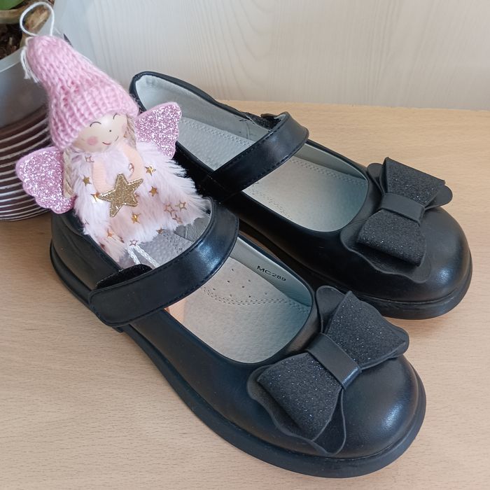 Обувки за момиче