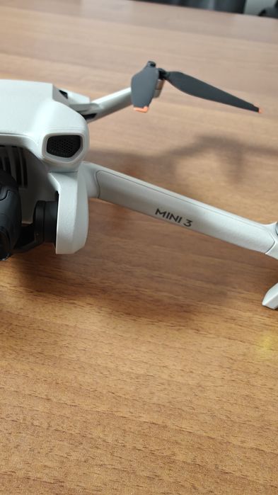 Drona Dji mini 3
