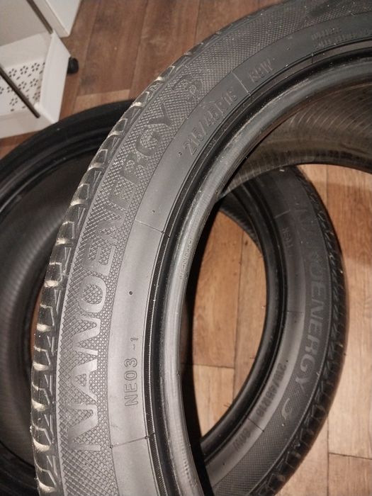 Продам резину TOYO