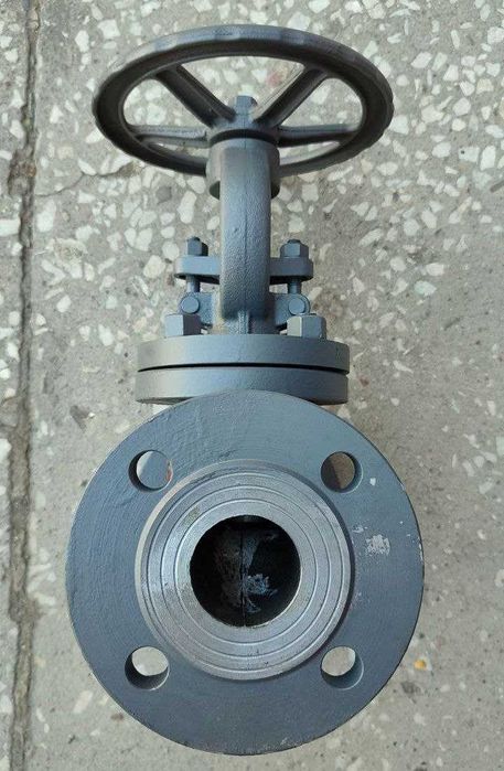 Вентиль запорный стальной фланцевый 15с65нж DN50 PN16