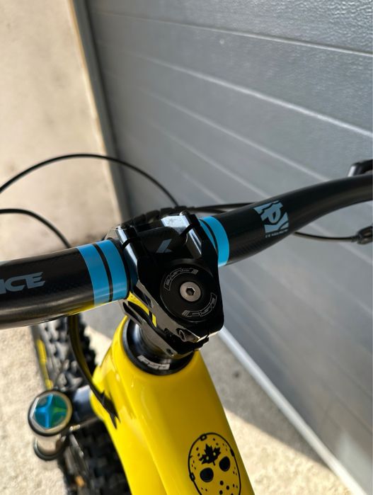 Rocky Mountain Limited Edition - Full Kashima & Carbon