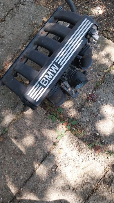 Всмукателен колектор Бмв/Bmw N53B30 E81-E87 E90 E91 E92 E93 E60 E61