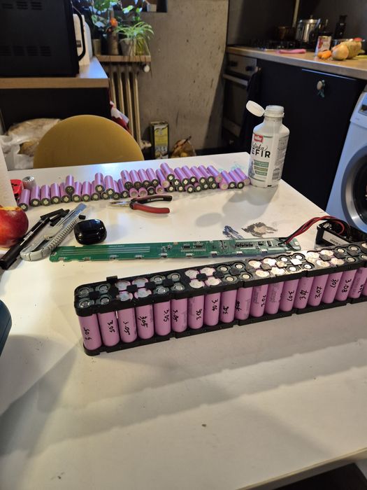 Repratii acumulator biciclete, trotinete, autofiletante, aspiratoare