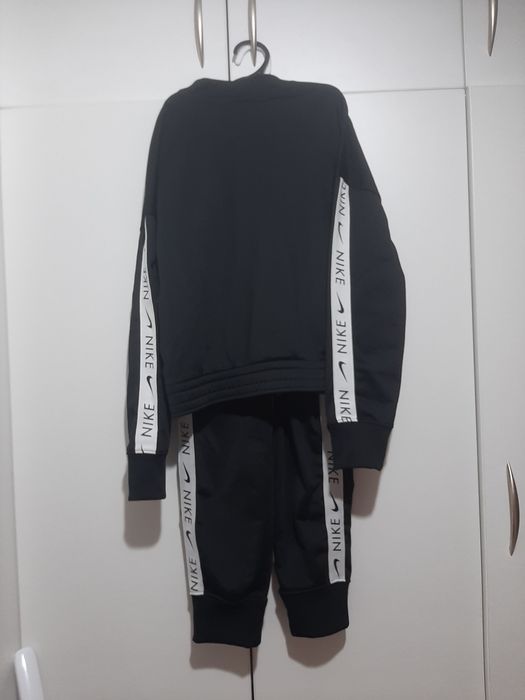 Детски комплект Nike, детски горнища Nike и шушляково долнище Puma