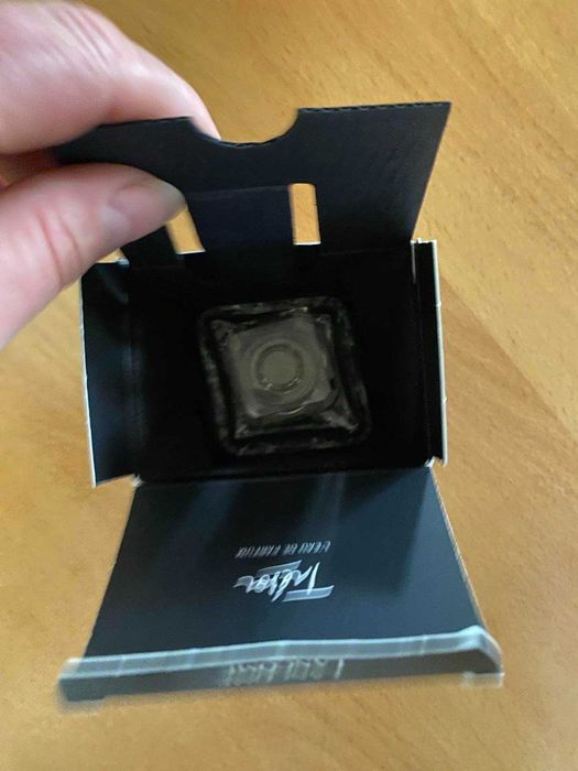 Бутилка от парфюм с кутия Chanel Mademoiselle, Tresor