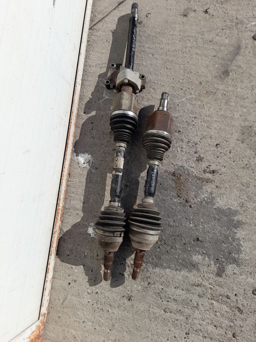 Planetara stanga/dreapta Opel Zafira b 1.9 cdti