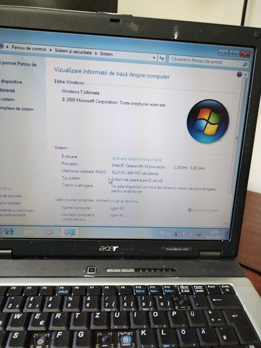 4 laptop-uri pentru piese. Citiți descrierea