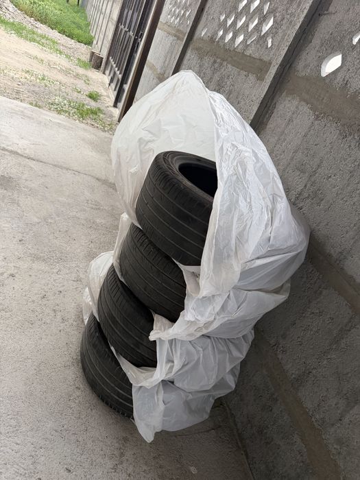 Срочно продам шины в хорошем состоянии