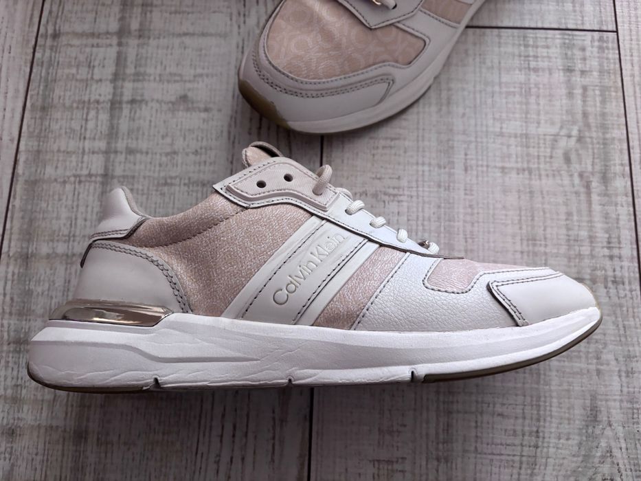 Модерни маратонки Calvin Klein ЕСТЕСТВЕНА кожа