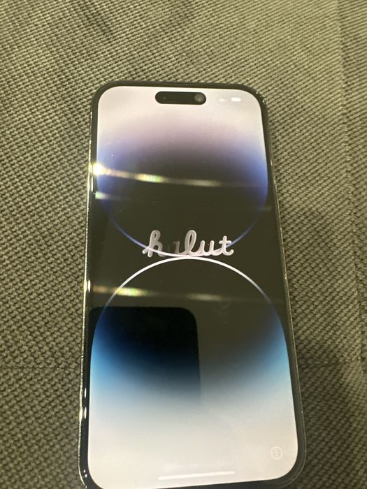 Iphone 14 pro, Macbook 2014 17”