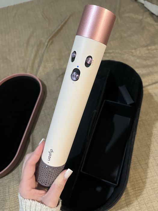 Aparat dyson airwrap