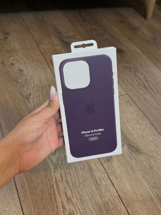 Husă iPhone 16 Pro Max – Silicone Case MagSafe, mov