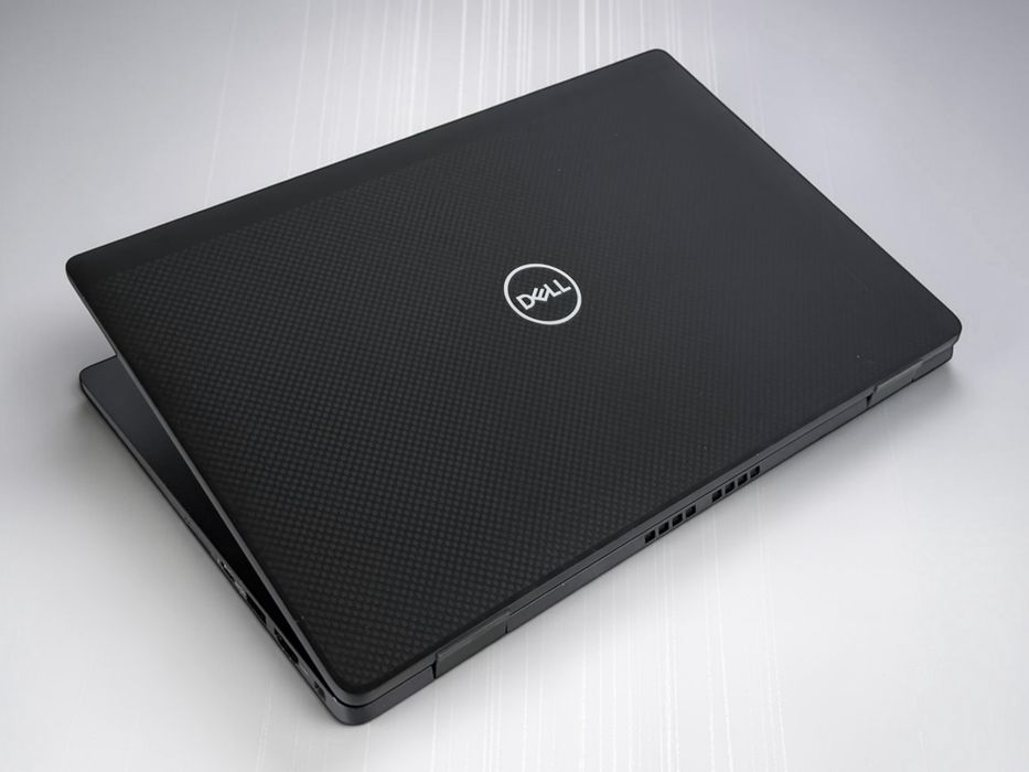 Dell Latitude 7330 13.3" FHD IPS i5-1245u 16GB LPDDR4X 256GB NVMe Бат. 8ч Win 11 Гаранция!