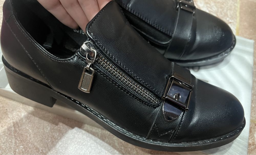 Туфли женские.