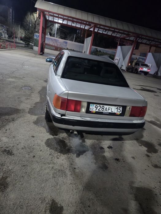 Продам ауди 100с4