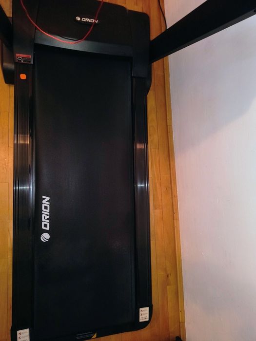 Persoana fizică Vând banda alergat Sprint C6 Orion