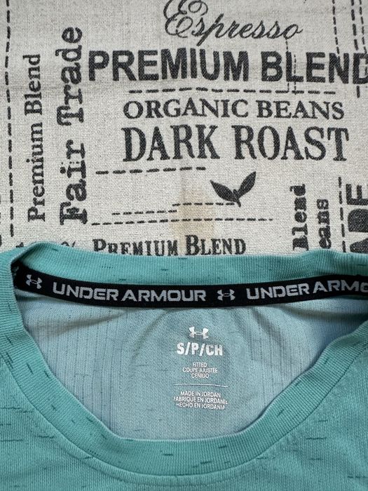 Under Armour original тениска. XS, S