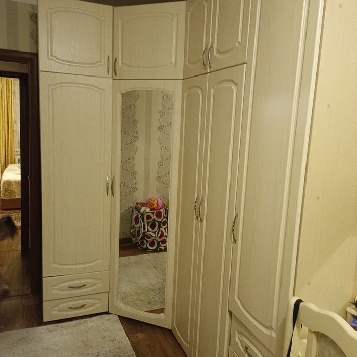 Спальный гарнитур