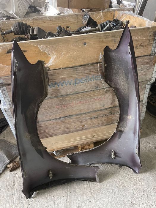 Крылья Передние Мазда Кседокс 6