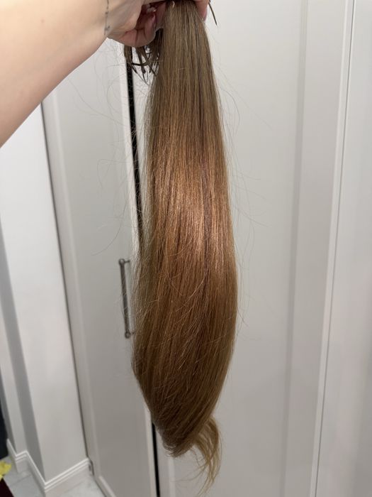 Продам волосы; б/у; хорошего качества;