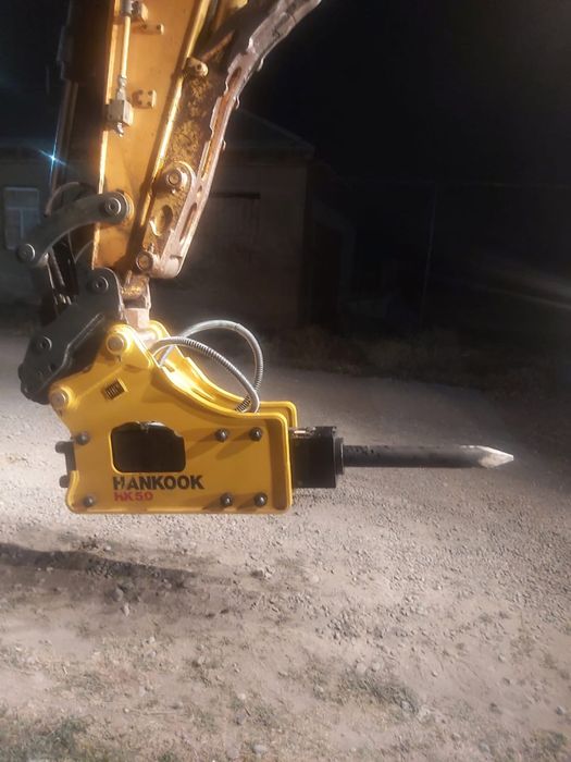 Услуги экскаватора, гидромолот.