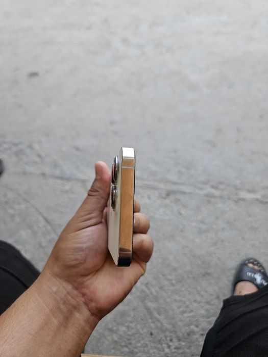 IPhone 13 pro oq