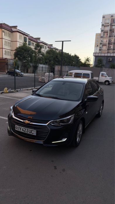 Chevrolet onix premiere 2 turbo at