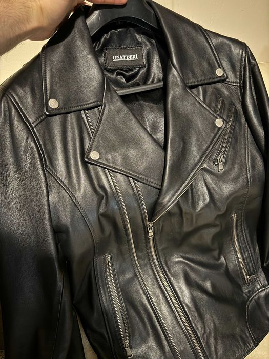 Кожено яке от висококачествена агнешка кожа размер S/M (48).