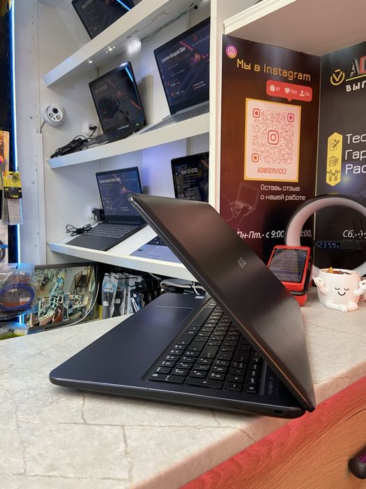 Продам ноутбук Asus X543U