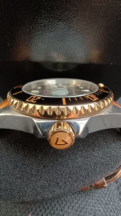 2 броя. - 1. (Seiko NH53)Gigandet 300м diving и 2. ELGIN Gold 10K 1930