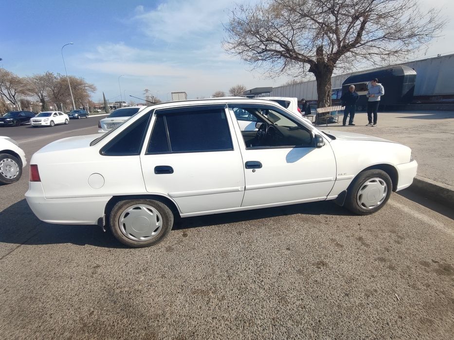 Нексия 2 год 2012