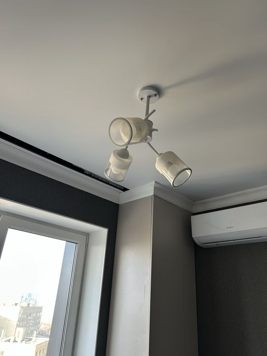 Люстры потолочные