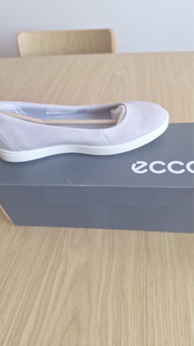 Продам обувь ECCO