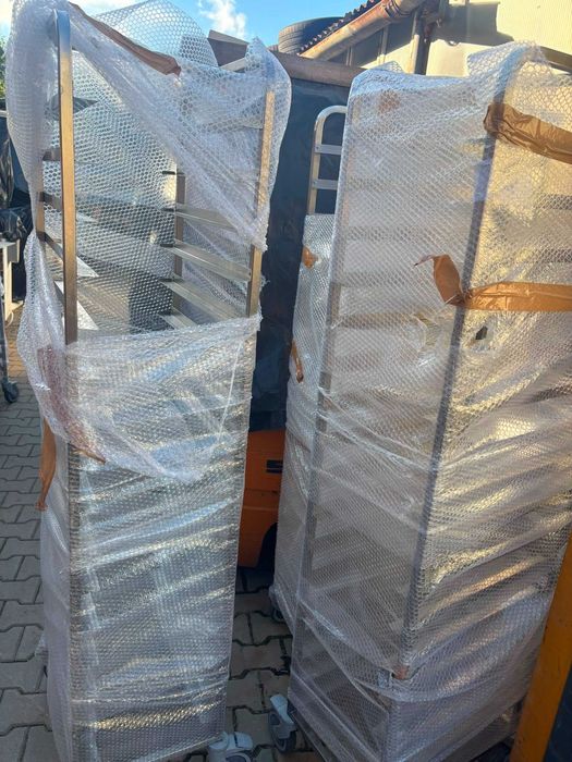Rastel inox profesional pentru tăvi GN1/1
