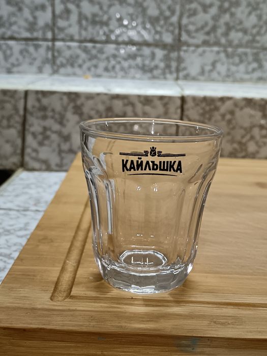 Чаши за уйски и ракия