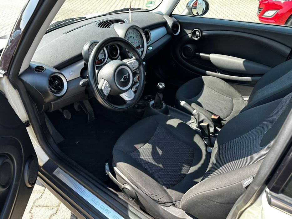 2008 Mini Cooper - 1.6i 120CP - Clima * Ambientale * Scaune incalzite