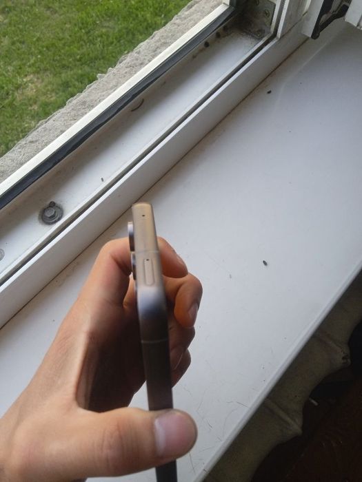 Samsung S23 FE.