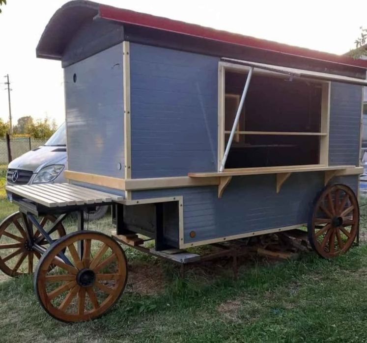 Rulota fast food, car vienez