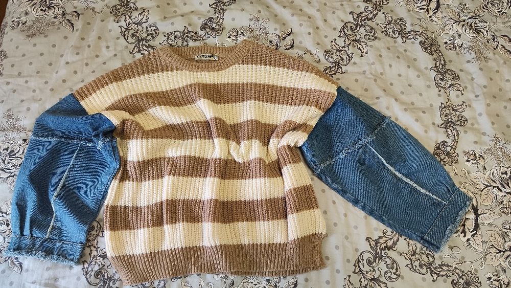 Пуловер на марката Fetish