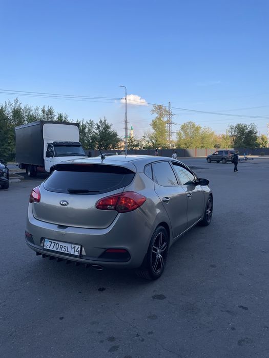 Kia ceed 2013 года