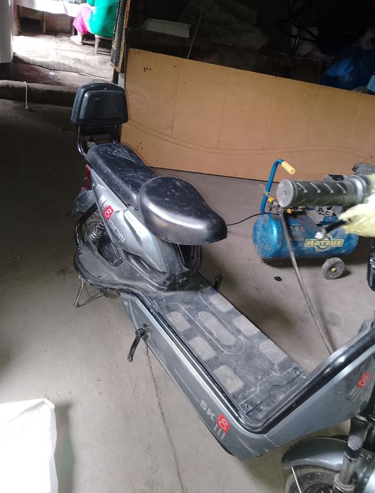 Электроскутер сатылады