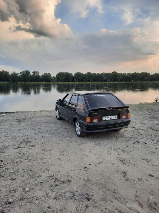 Продам машину 14