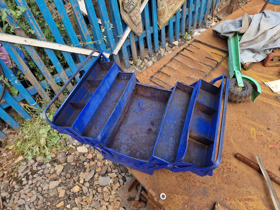 Продам ящик чемодан