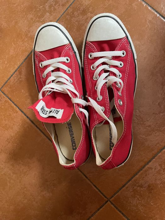 Нови червени кецове Convers
