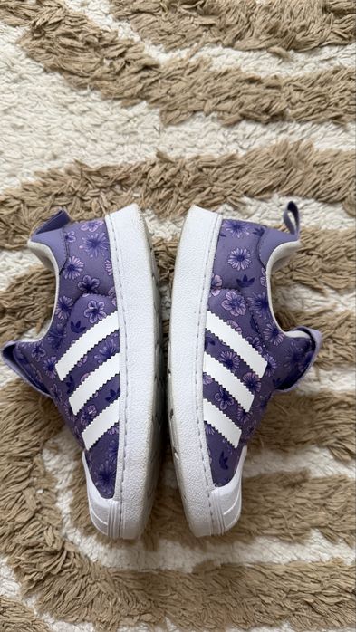 Pantofi sport Adidas mărimea 26