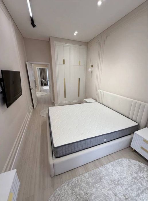 Продается 2х комнатная квартира,ЖК Хон Сарой,ор-р 8 роддом,Глинка,60м2