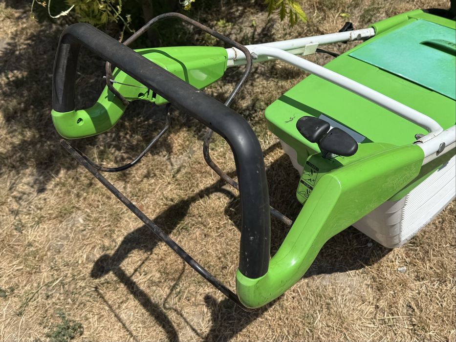 Mașină profesionala tuns iarbă (gazon) Viking -motor Kawasaki 6Cp