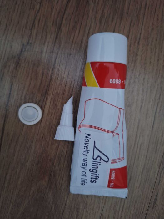 Bariera de apa autoadeziv din silicon pentru baie si bucatarie